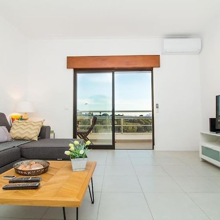 Central Apartment - Pool And Sea View & Albufeira Center Экстерьер фото
